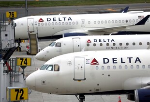 Пасажири подали позов проти Delta та United за 