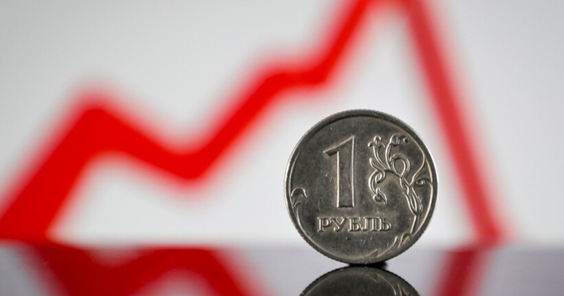 Зеленський: економіка росії тріщить, у Путіна будуть проблеми через рік