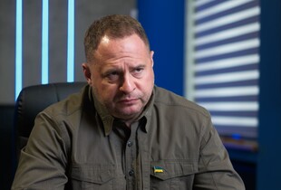 Україна не збирається проводити референдум щодо змін до Конституції для визнання окупації – Єрмак