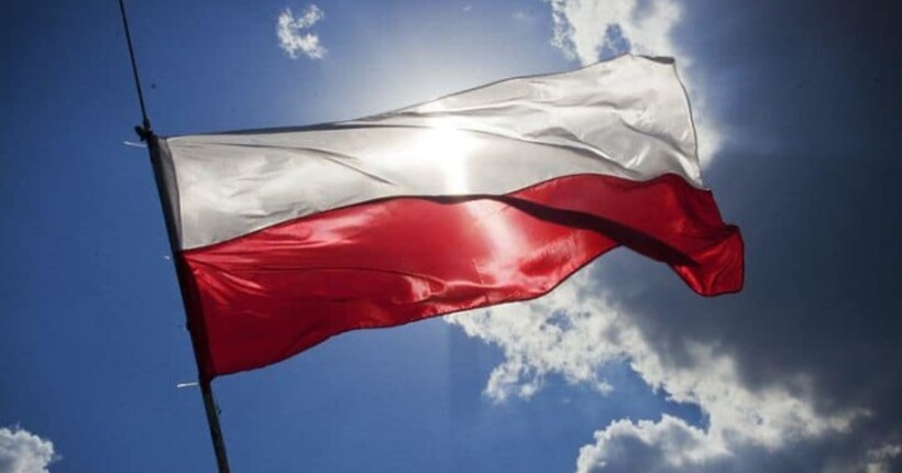 У Польщі завершено слідчі дії на місці падіння російського дрона: що відомо