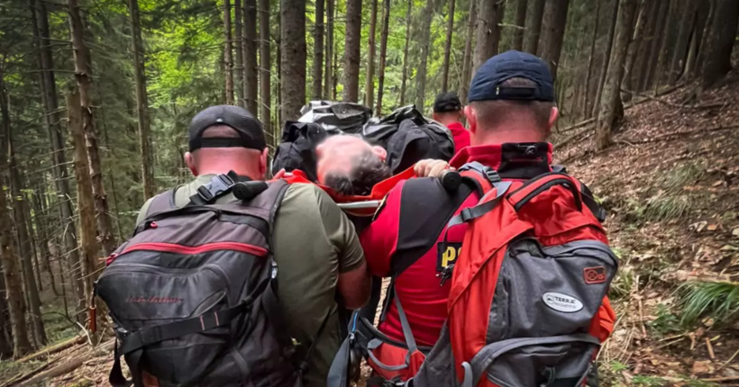 На Закарпатті 26-річний турист із міста Бахмут зірвався в урвище й загинув