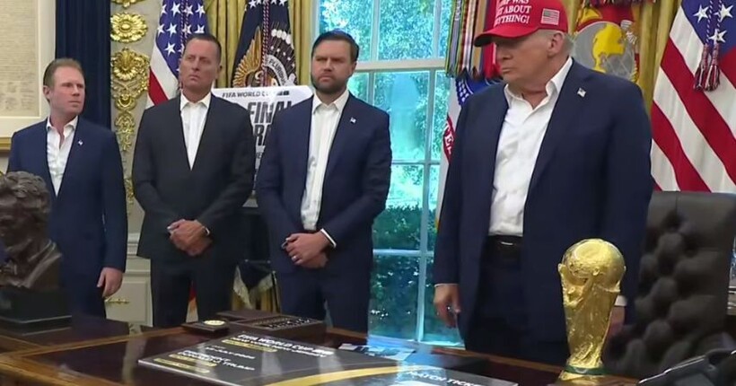 Трамп заявив, що знає, як діяти, якщо Путін не погодиться на зустріч із Зеленським