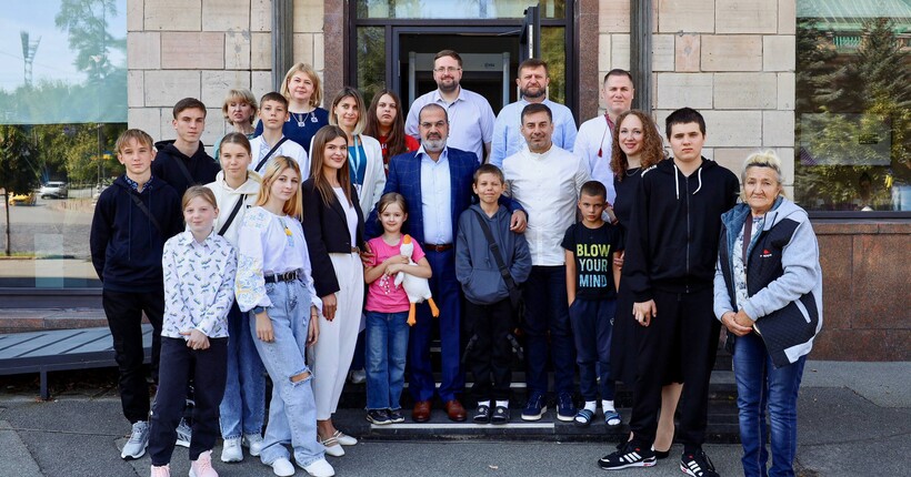 Катар допоміг Україні повернути додому 83 депортовані діти – Лубінець