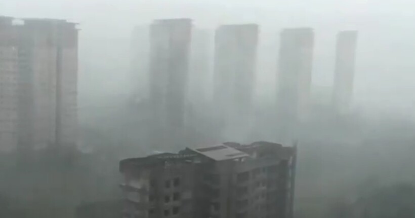 В'єтнам евакуює понад 586 000 людей через наближення тайфуну (відео)