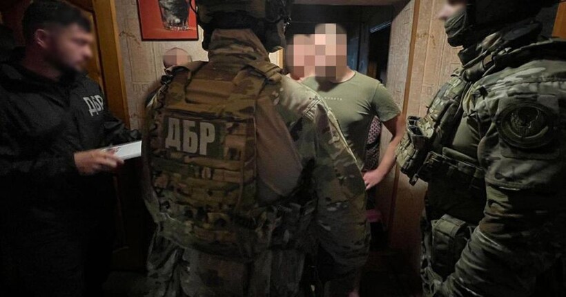 У Харкові затримали п’ятьох працівників колонії за катування в’язнів