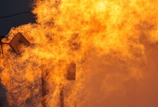 Росіяни обстріляли збагачувальну фабрику ДТЕК на Донеччині: будівлю зруйновано