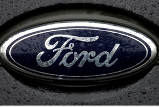 Ford відкликає 355 тисяч пікапів через несправності дисплея панелі приладів