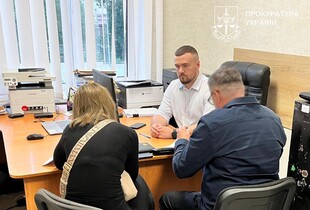 Киянці повідомили про підозру за публікацію фото з нацистським прапором
