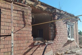 Окупанти обстріляли два райони Дніпропетровщини: є постраждалі, пошкоджено АЗС (фото)