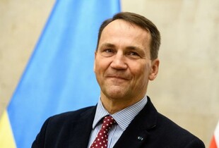 Сікорський запросив 