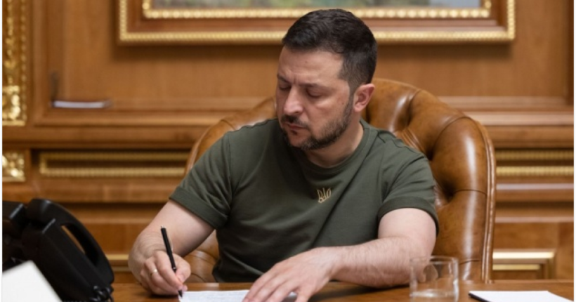 Зеленський підписав закон про національну пам'ять з визначенням терміну 