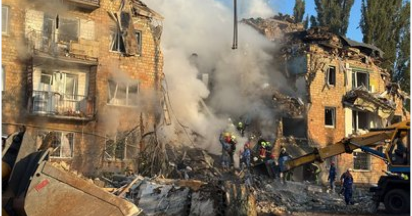 Зеленський повідомив про 25 загиблих від ворожого удару по Києву