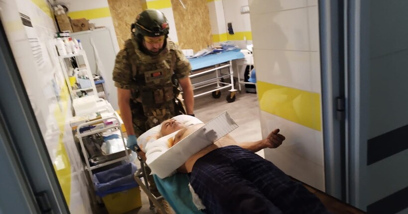 Росіяни двічі обстріляли Костянтинівку: є поранений, пошкоджено поліклініку