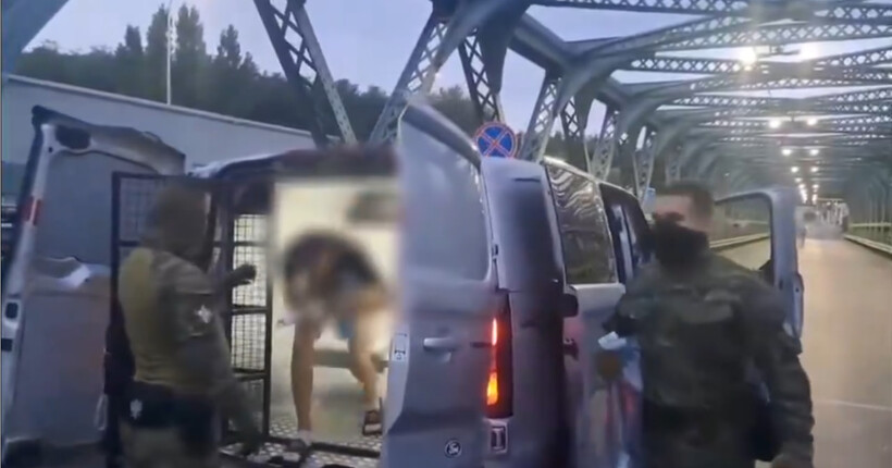 Польща депортувала українця, який в інтернеті погрожував підпалами: подробиці