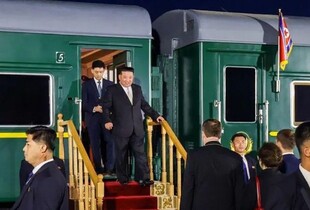 Кім Чен Ин обрав фірмовий бронепоїзд замість літака для поїздки на парад в Китай
