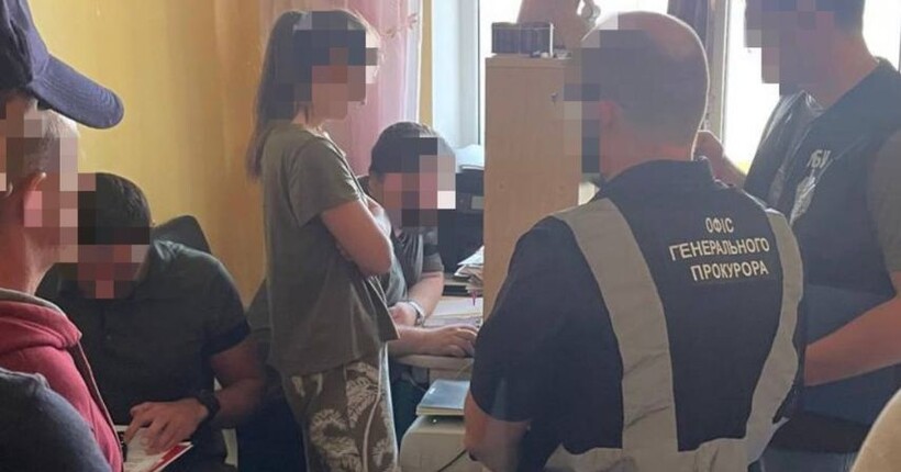 Постачали полімерну продукцію до росії для військового сектору: у Києві викрили підприємство