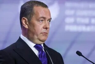 Медведєв назвав голову МЗС Британії 