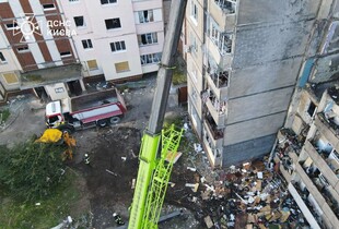 Атака на Київ: роботи з ліквідації наслідків обстрілу тривають (фото)