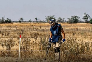 Данська рада у справах біженців надала Україні техніку для перевірки розмінування