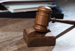 Зґвалтував малолітню доньку та її подругу: на Черкащині судитимуть чоловіка