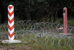 Польща оголосила про повне закриття кордону з Білоруссю: коли і на скільки