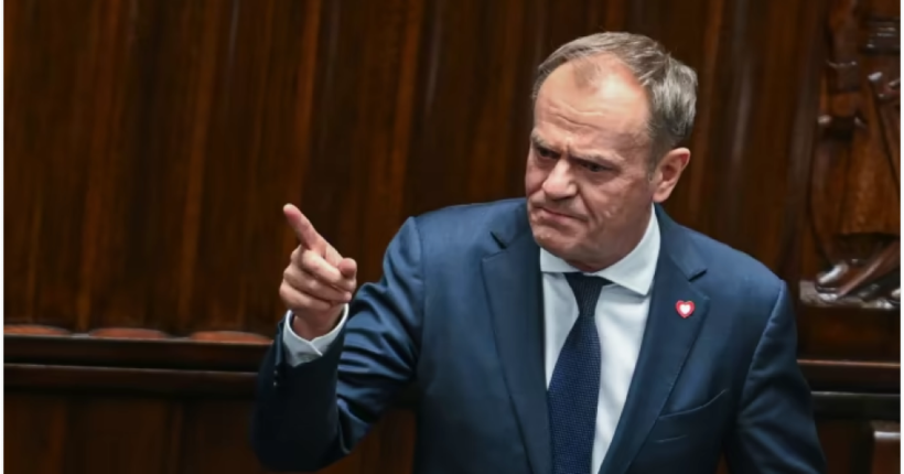 Туск проінформував генсека НАТО про 