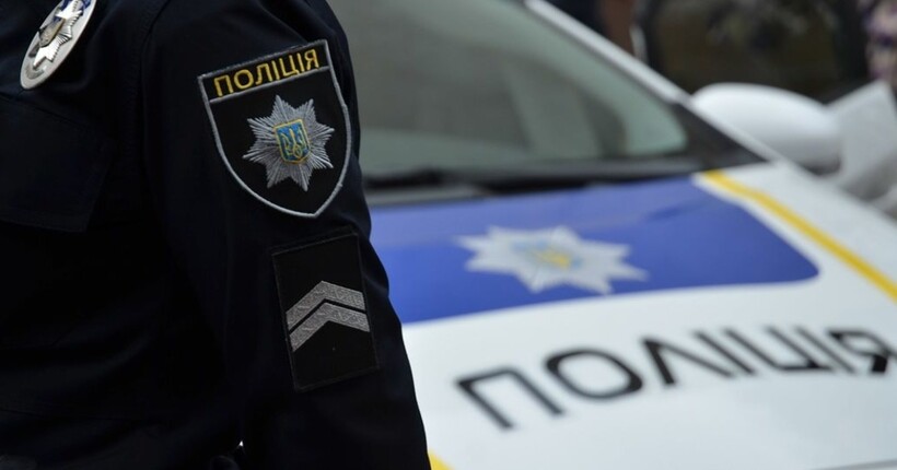 На Харківщині росіяни вдарили дронам по машині поліції: поранено трьох правоохоронців