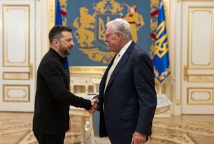 Зеленський зустрівся з Кітом Келлогом в Києві (відео)