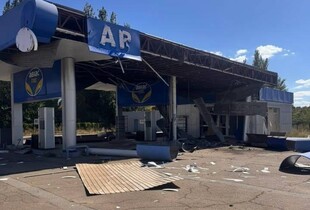 Окупанти завдали удару по трьох АЗС у Краматорську: є поранена (фото)