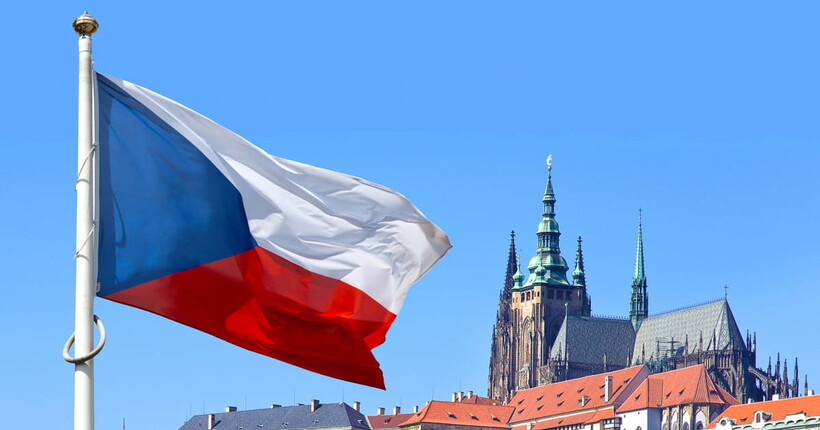 Чехія закликала до санкцій проти рф після заліту дрона в повітряний простір Румунії