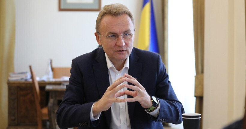 Мер Львова Андрій Садовий заявив, що у його робочому кабінеті знайшли 
