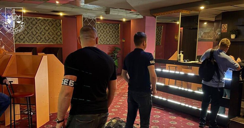 У Києві викрили мережу з понад 20 підпільних гральних закладів