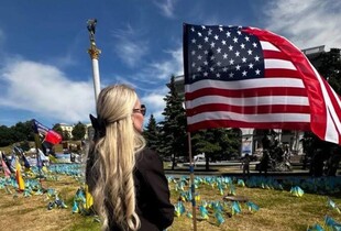 Келлог розповів, чому його донька регулярно приїжджає в Україну