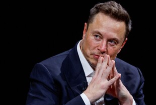 Сер Ед Дейві назвав Ілона Маска злочинцем через шкоду дітям на платформі X