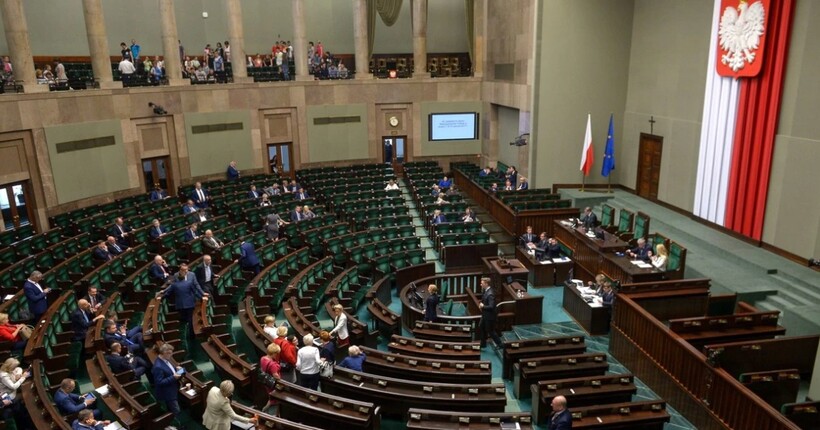 Польща хоче збивати дрони над Україною без дозволу НАТО - Gazeta Wyborcza
