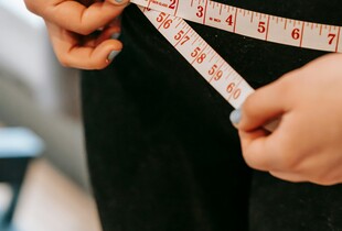 Які солодощі можна їсти під час схуднення без шкоди для фігури