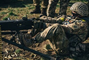 Кількість ворожих штурмів на Вовчанському напрямку зросла до 20 атак на добу - 