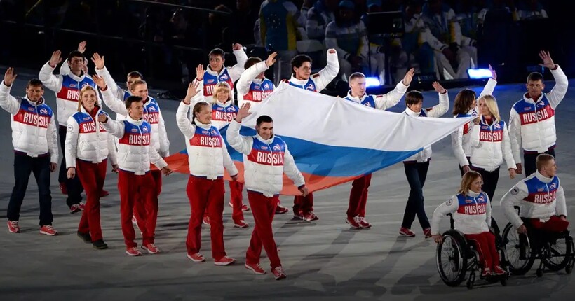Росіянам повернули право виступати на паралімпіадах під своїм прапором і гімном