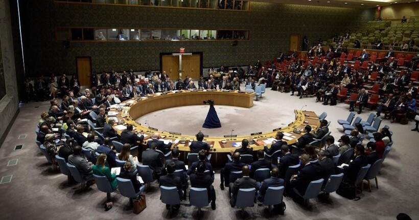 ООН відновила санкції та ембарго на озброєння проти Ірану