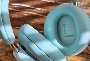 Аналог AirPods Max за $99: що за нові Android-навушники підкорюють ринок