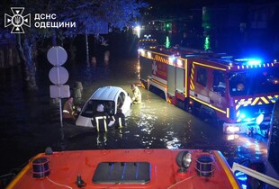 Негода на Одещині: в ДСНС розповіли, що загинула дитина (фото, відео)