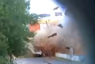 З'явились кадри моменту вибуху у Новій Каховці, під час якого загинув Леонтьєв (відео)
