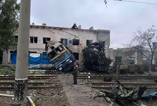 росія обстріляла депо Укрзалізниці в Одесі: поранено машиніста поїзда