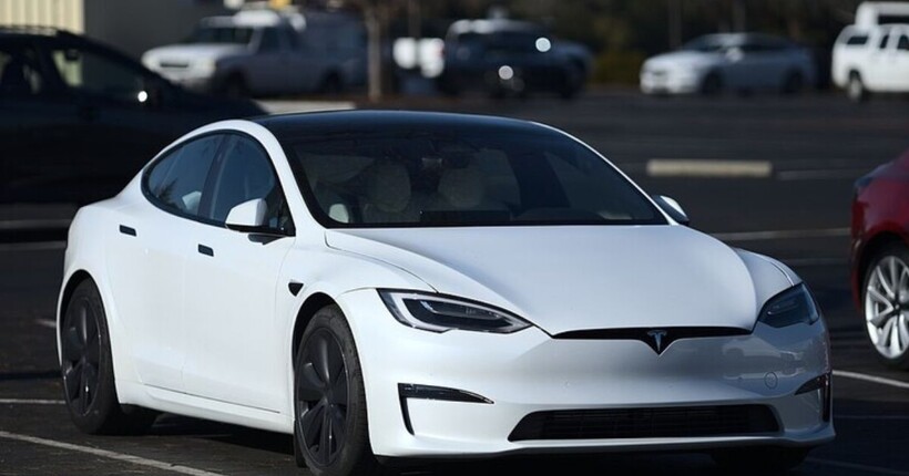 Продажі електрокарів Tesla зросли до рекордного рівня