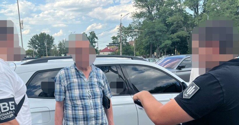У Дніпрі екскерівник медзакладу вимагав $4000 хабаря у пораненого військового