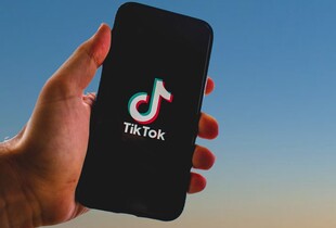 TikTok видалив проросійські акаунти, які втручалися у вибори в Чехії