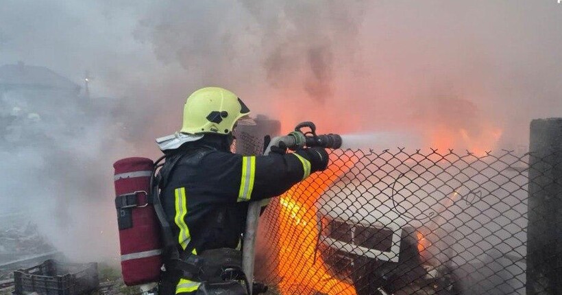 На Львівщині вже четверо загиблих, ще чотири людини отримали травми - ДСНС
