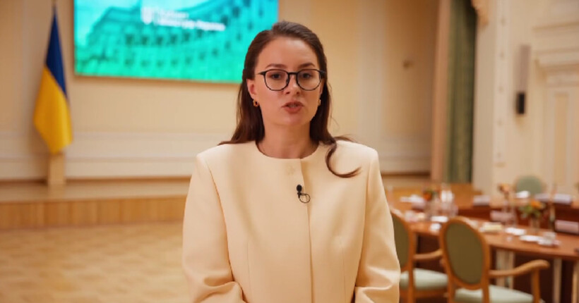 Вчителі на прифронтових територіях отримуватимуть збільшену щомісячну доплату: Свириденко назвала суму