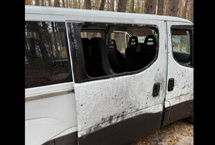 Російський FPV атакував авто з головою громади на Харківщині
