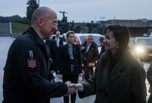 Команда Міноборони презентували можливості українського виготовлення зброї іноземним гостям (фото)